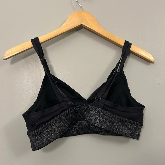 Lululemon Size 10 Sports Bra Black and Grey - Picture 2 of 4